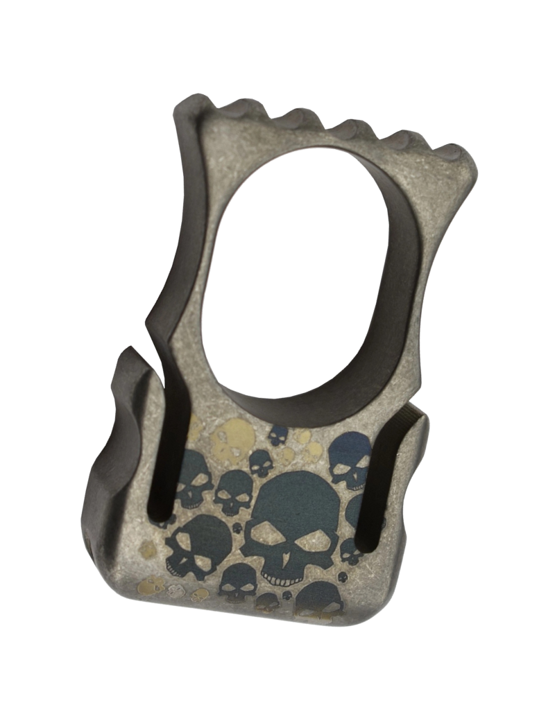 TIKNU9SK Impact tool en titane anodisé motif skull